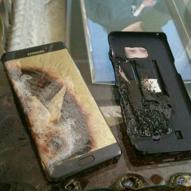 galaxy note 7 explodes