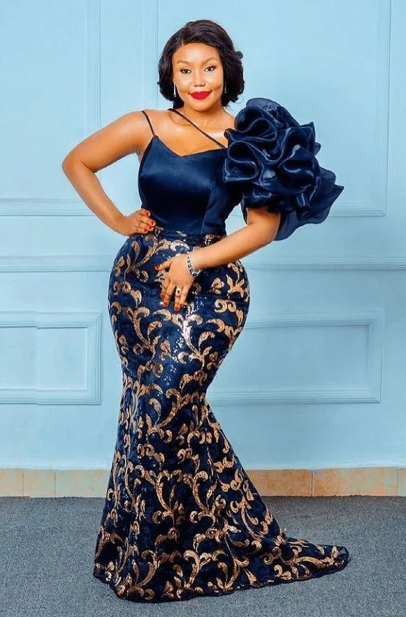 4195bb5971c83b8c397694a963288663 The Hottest Asoebi Styles for Bridesmaid in 2022 (Images)